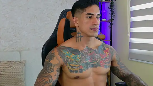 AdanReilly online show from February 8, 7:27 pm