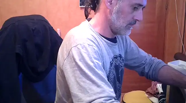 Snapshot of Lia_Y_PatrickX chatting on January 13, 7:53 pm Lia Y PatrickX online show from January 13, 7:53 pm
