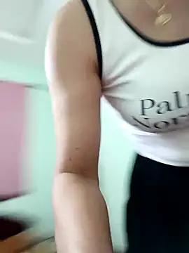 zizi public online show from September 20, 11:50 pm