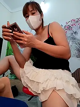 zizi public online show from October 2, 3:24 am