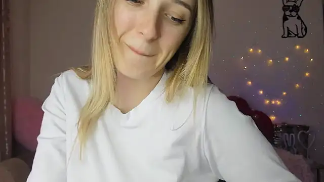 Snapshot of RouseReed chatting on February 16, 12:56 pm RouseReed online show from February 16, 12:56 pm