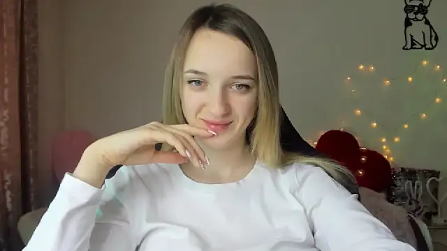 Snapshot of RouseReed chatting on February 28, 6:58 am RouseReed online show from February 28, 6:58 am