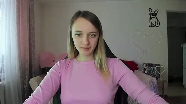 Snapshot of RouseReed chatting on March 26, 7:14 am RouseReed online show from March 26, 7:14 am