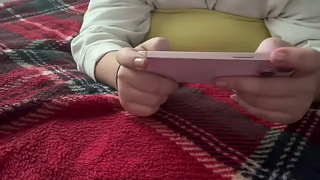 Ceyceys online show from December 20, 11:50 am