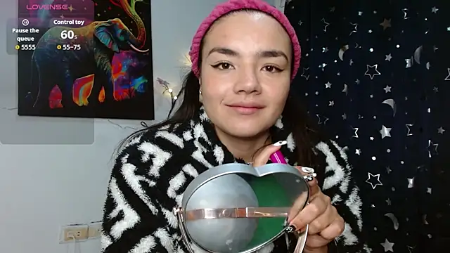 Snapshot of _serendepia_ chatting on November 24, 5:18 am serendepia online show from November 24, 5:18 am