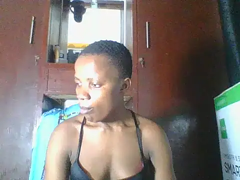 Snapshot of AfricanPrincess24 chatting on March 27, 7:13 pm AfricanPrincess24 online show from March 27, 7:13 pm