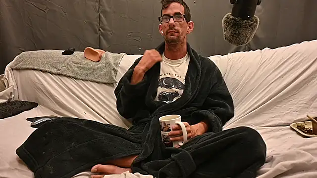 joeiandola online show from September 28, 3:17 pm