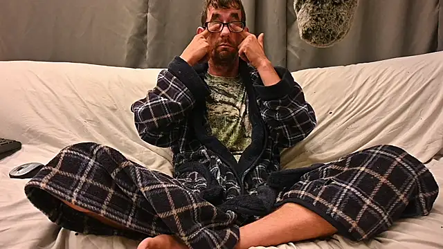 joeiandola online show from September 29, 8:24 pm