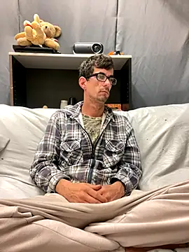 joeiandola online show from October 30, 5:46 pm