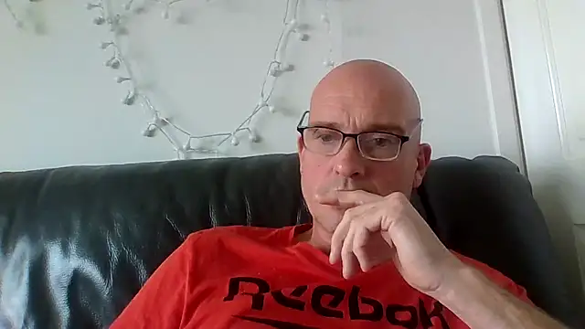 mrtickle0025 online show from October 6, 9:29 am
