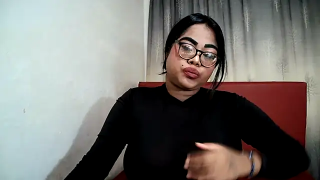 Indian Lola00 online show from February 11, 6:11 pm