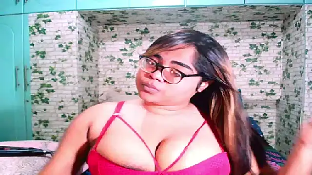 Indian Lola00 online show from June 30, 8:21 pm