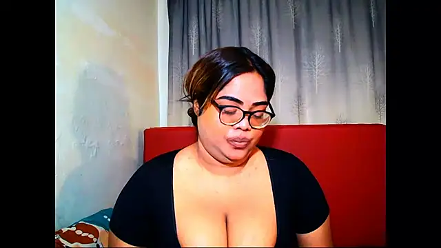 Indian Lola00 online show from July 8, 5:50 pm