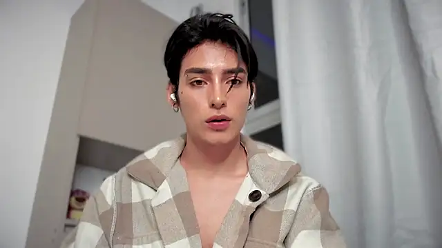 sebas rose online show from December 20, 2:41 am