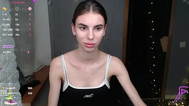 EmmyGreans online show from December 10, 1:00 pm