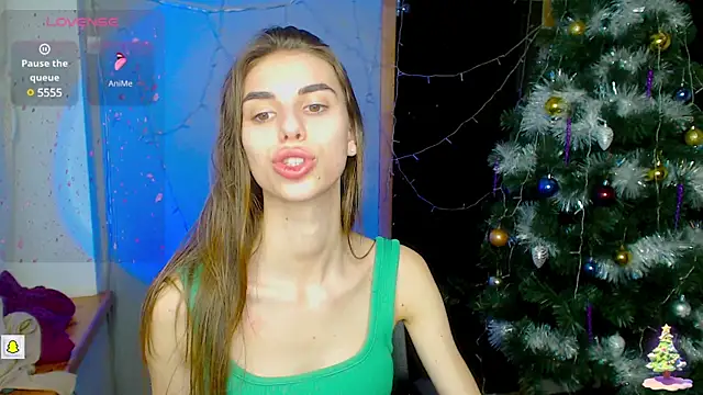 EmmyGreans online show from December 16, 3:54 pm