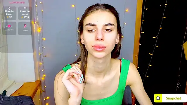 EmmyGreans online show from January 25, 7:06 am