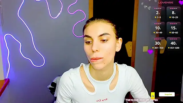 EmmyGreans online show from February 4, 3:57 pm