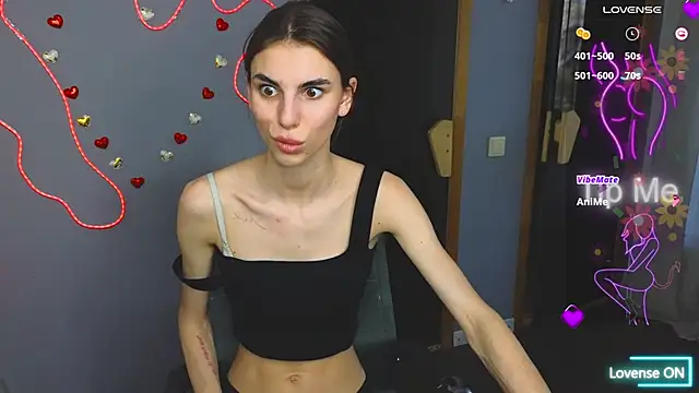 EmmyGreans online show from March 6, 12:41 pm