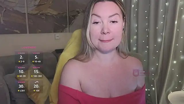 Snapshot of ElleCherry chatting on September 26, 4:44 pm ElleCherry online show from September 26, 4:44 pm