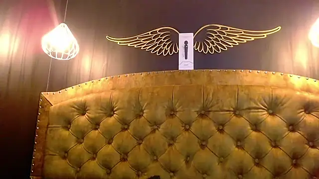 CrystalBrooke3x online show from February 19, 10:42 pm