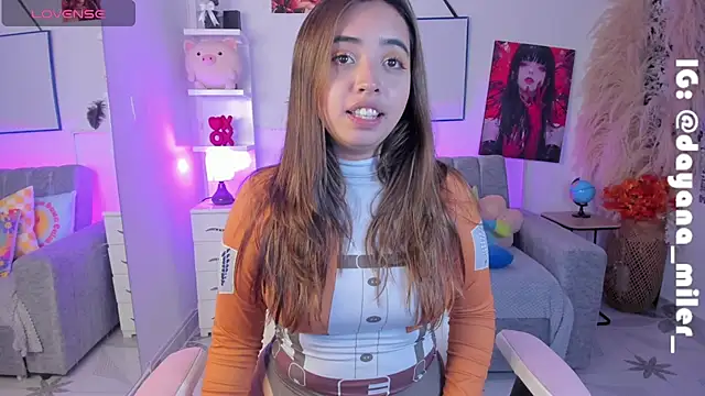  dayana miler online show from March 6, 11:20 pm