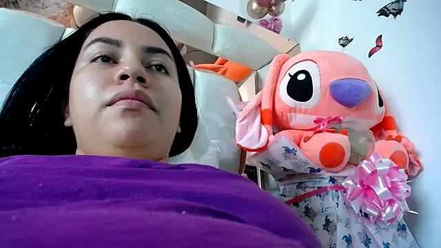 Snapshot of Gisella_chaud chatting on March 25, 8:48 pm Gisella chaud online show from March 25, 8:48 pm