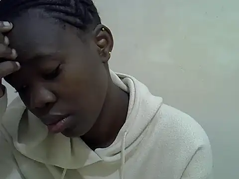 Snapshot of hey_its_andreana chatting on December 20, 12:29 am hey its andreana online show from December 20, 12:29 am