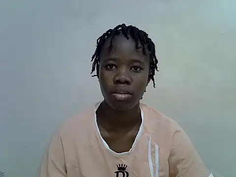 Snapshot of hey_its_andreana chatting on January 13, 6:35 pm hey its andreana online show from January 13, 6:35 pm