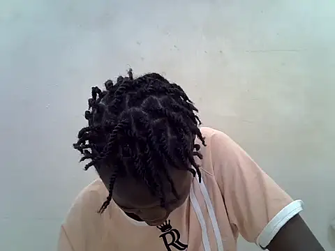 Snapshot of hey_its_andreana chatting on January 14, 1:39 pm hey its andreana online show from January 14, 1:39 pm