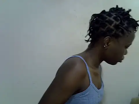 Snapshot of hey_its_andreana chatting on January 18, 12:14 am hey its andreana online show from January 18, 12:14 am