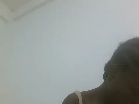 hey its andreana online show from May 11, 7:11 pm