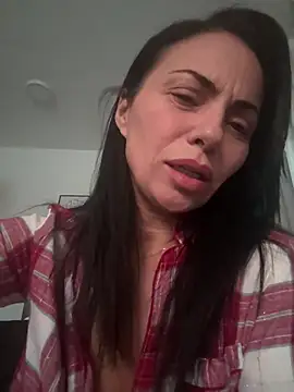 Snapshot of KimKelly13 chatting on January 16, 8:00 am KimKelly13 online show from January 16, 8:00 am