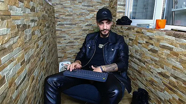 AndrewBanner online show from January 13, 4:28 am