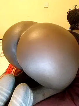 Snapshot of Misskhalifa_ chatting on February 23, 6:34 pm Misskhalifa online show from February 23, 6:34 pm