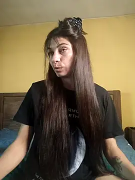 Snapshot of AntoniaHottie chatting on May 26, 7:04 am AntoniaHottie online show from May 26, 7:04 am