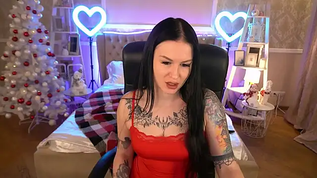 Snapshot of AmberDismond chatting on December 4, 2:04 pm AmberDismond online show from December 4, 2:04 pm