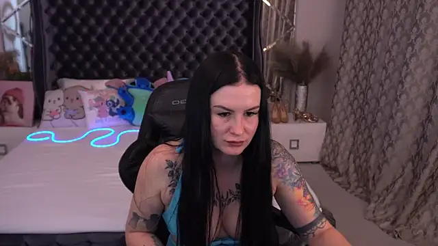 Snapshot of AmberDismond chatting on September 18, 1:02 pm AmberDismond online show from September 18, 1:02 pm