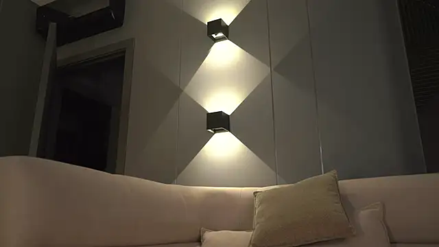 -Snowwwy- online show from March 22, 3:31 pm