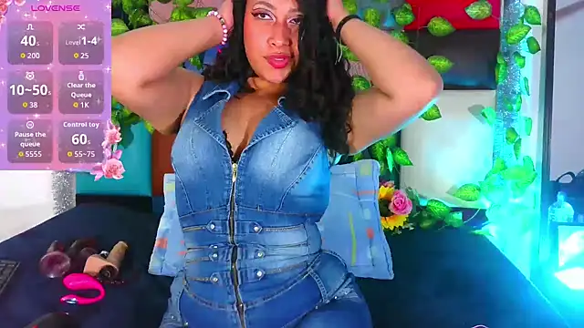 Snapshot of gisele_merchann chatting on June 20, 3:20 am gisele merchann online show from June 20, 3:20 am
