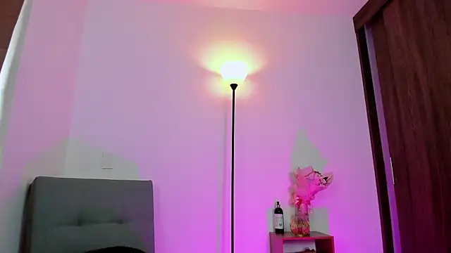 Lilabril online show from February 20, 4:14 pm