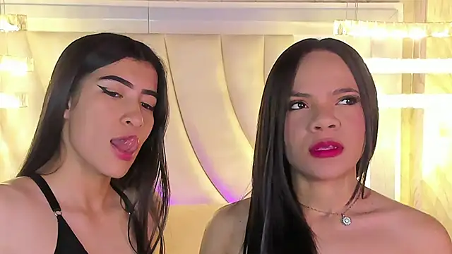 siara and zoe online show from July 4, 12:06 am