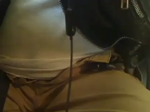 markluvskitty online show from December 3, 3:11 pm