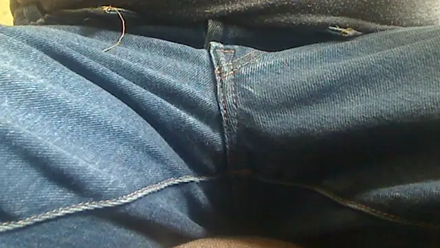 markluvskitty online show from June 10, 12:26 pm