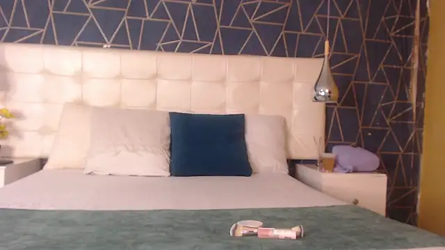 CharlotteMuller online show from February 14, 5:32 pm