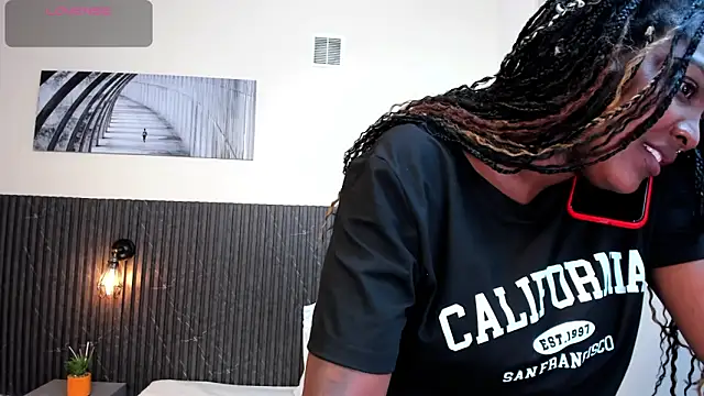 chanel brunette online show from March 14, 6:18 pm