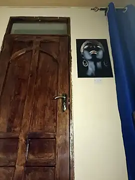 queennapal online show from March 13, 7:17 pm