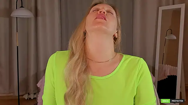 sugamomy online show from November 26, 12:44 am