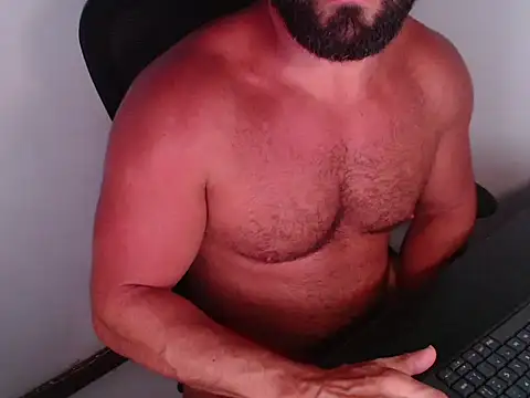 Snapshot of TopDaddy23 chatting on March 19, 11:53 pm TopDaddy23 online show from March 19, 11:53 pm