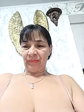 Snapshot of biancchi chatting on July 6, 10:56 am biancchi online show from July 6, 10:56 am